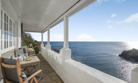 3 Bed in Polperro 1