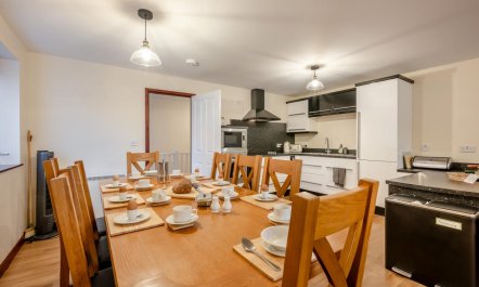 4 Bed in Horning 6
