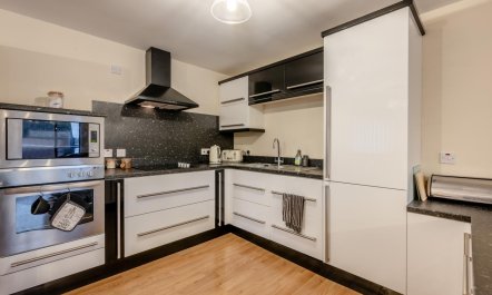 4 Bed in Horning 8