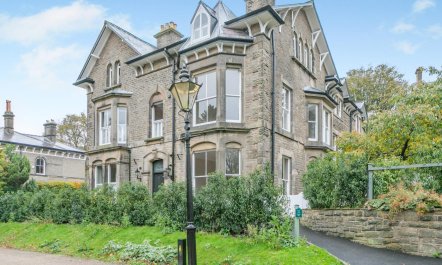 3 Bed in Buxton