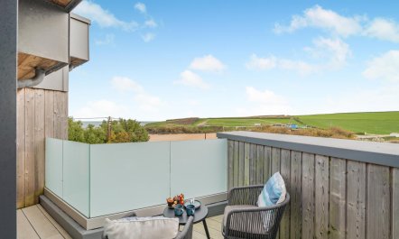 2 Bed in Harlyn Bay 2