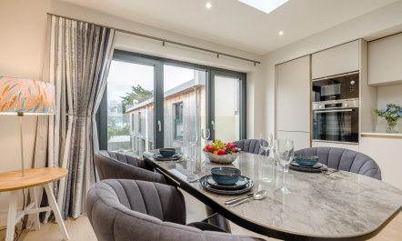 2 Bed in Harlyn Bay 5