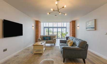 5 Bed in Walcott 9