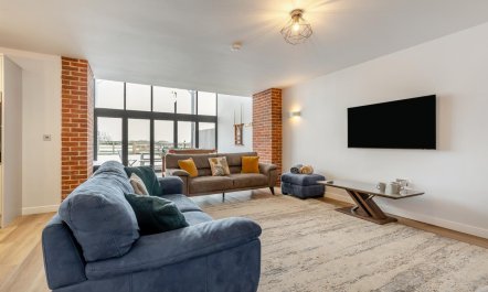 4 Bed in Walcott 3
