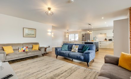 4 Bed in Walcott 5