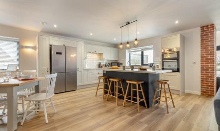 4 Bed in Walcott 7