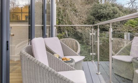 4 Bed in Ventnor 2
