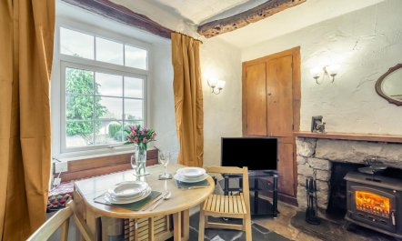 2 Bed in Lindale 4