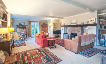 4 Bed in Lower Bockhampton 1