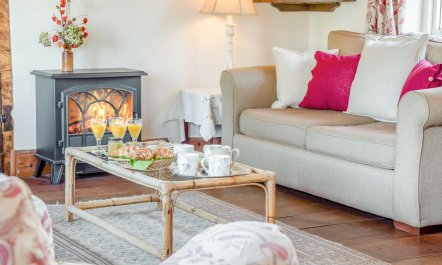 3 Bed in Awre 1