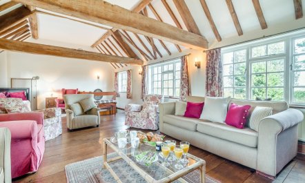 3 Bed in Awre 2