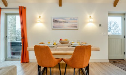 1 Bed in Castleton 6