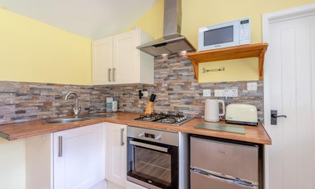 1 Bed in Stowting 2