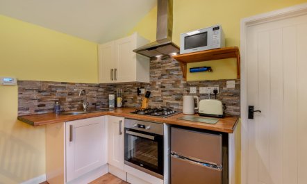 1 Bed in Stowting 5