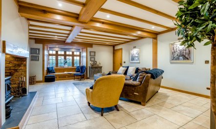 4 Bed in East Dean 7