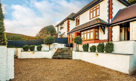 4 Bed in East Dean 5