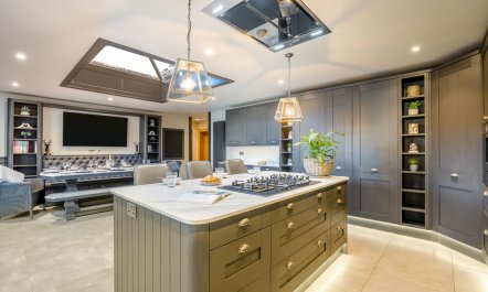 4 Bed in East Dean 3