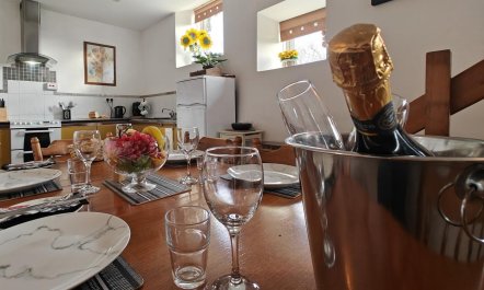 2 Bed in Llanelltyd 4