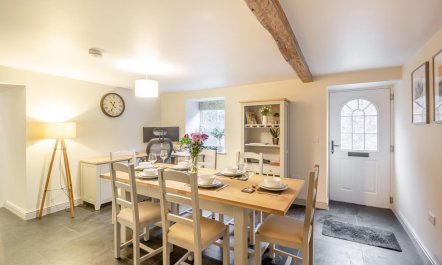 4 Bed in Ganllwyd 8