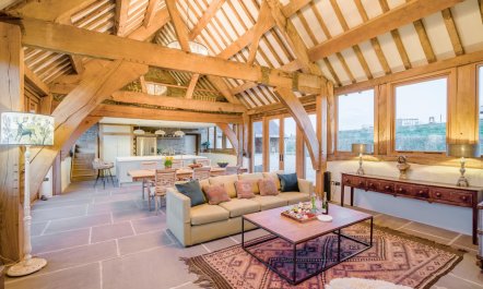 3 Bed in Dulas 6