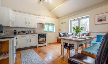 2 Bed in Bude