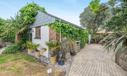 2 Bed in Bude 1