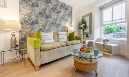2 Bed in Penzance 9