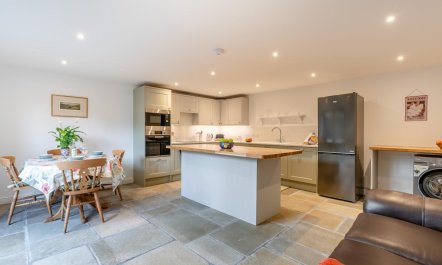 2 Bed in Hawes 2