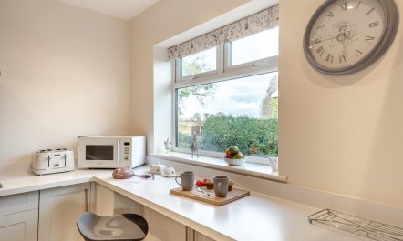3 Bed in Alne 7