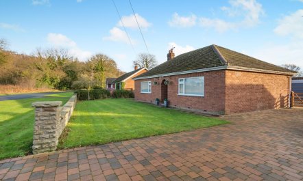 3 Bed in Alne
