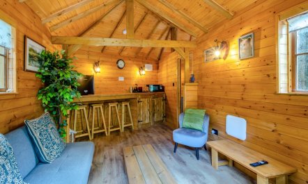1 Bed in Westley Waterless 2