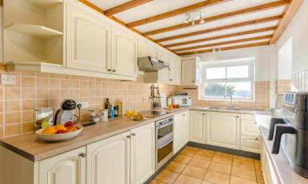 3 Bed in Rhydyfelin 9