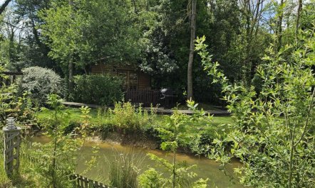1 Bed in Westley Waterless 9