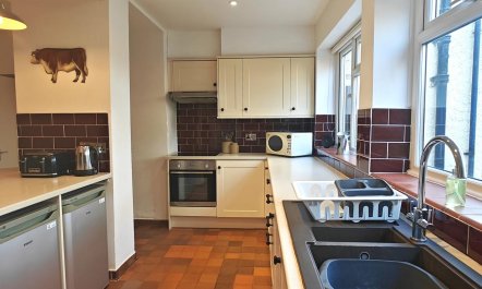 13 Bed in Groesffordd 8