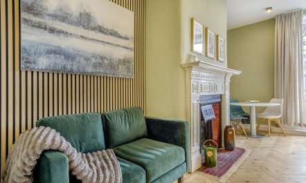 1 Bed in Cheltenham 2