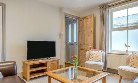 2 Bed in Bembridge 5