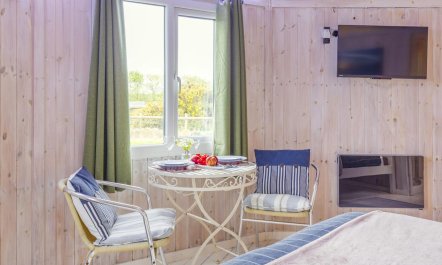 1 Bed in Hartland 7