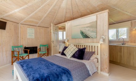 1 Bed in Hartland 5