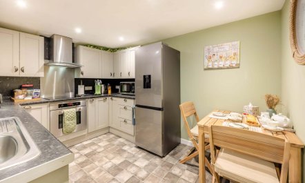 2 Bed in Kingsteignton 1