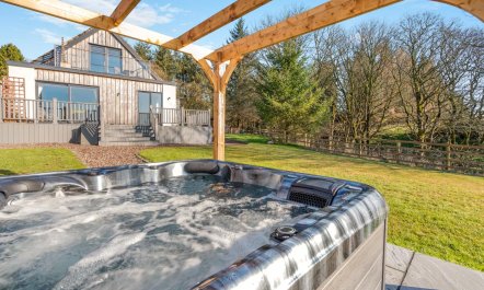 4 Bed in Milnathort 1
