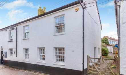4 Bed in Braunton 0