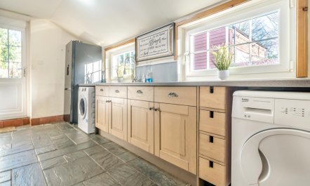 6 Bed in Low Moresby 7