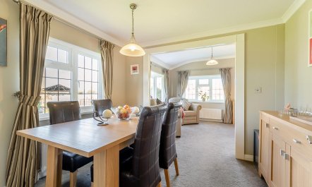 2 Bed in Harbury 7