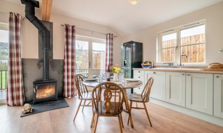 2 Bed in Coaley 4