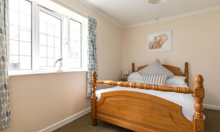 2 Bed in Perranporth 4