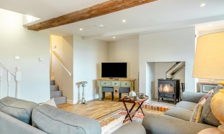 4 Bed in Wroxall 9