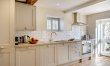 4 Bed in Wroxall 5