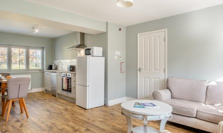 1 Bed in Wroxall 5