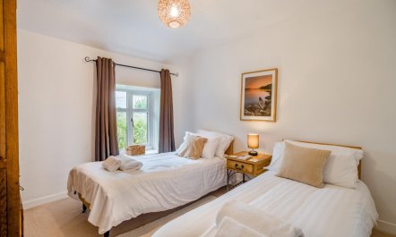 2 Bed in Ings 4