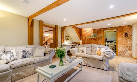 3 Bed in Upper Dicker